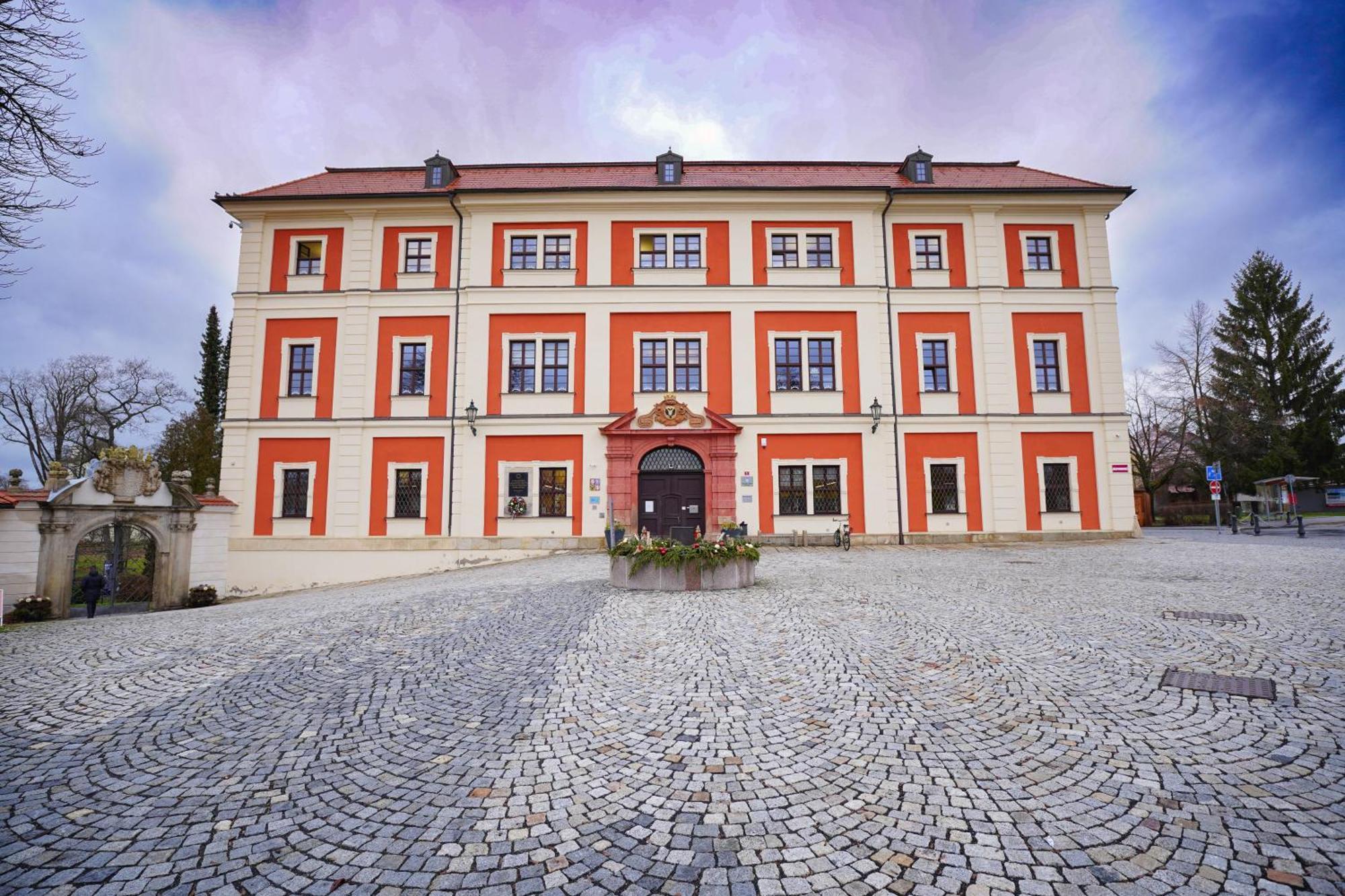 Apartment U Cerneho Orla Karlovy Vary Exterior foto
